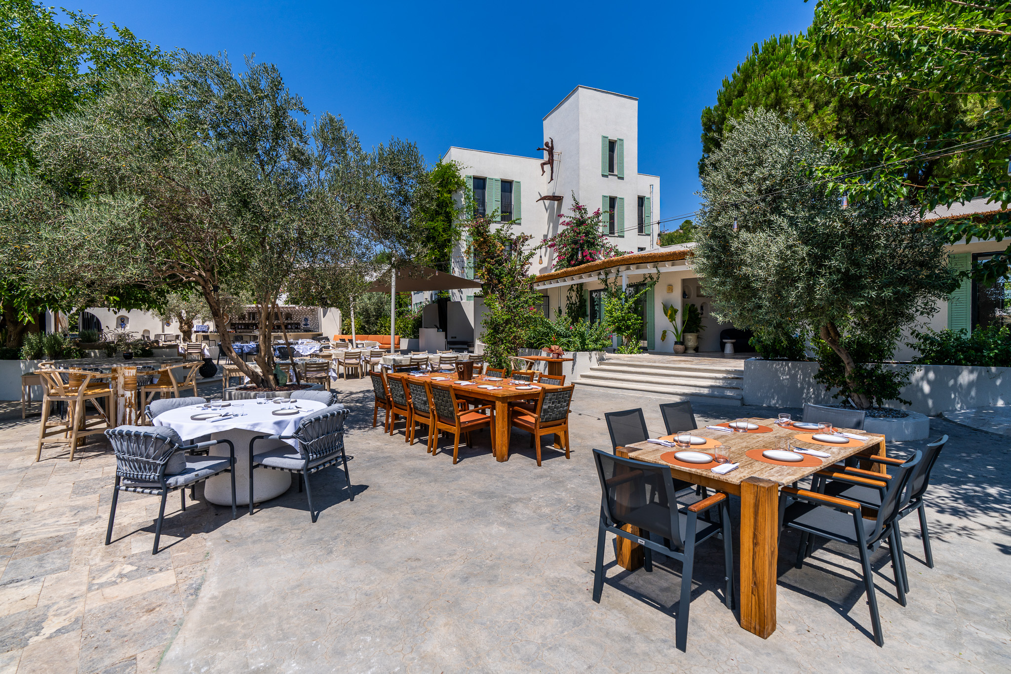 Vaha Restaurant